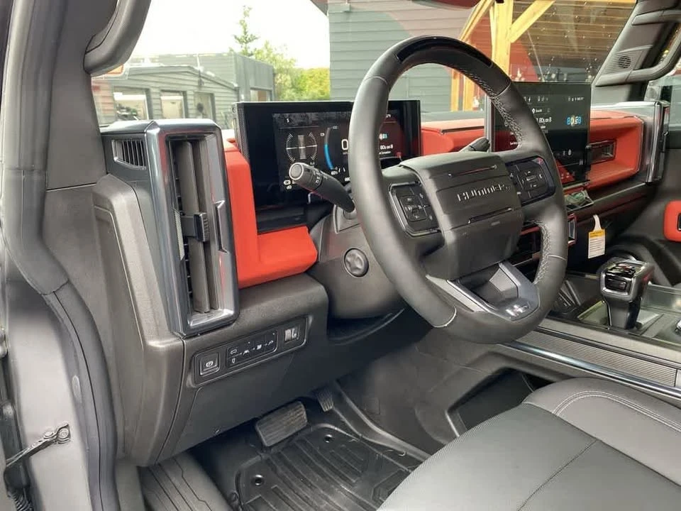 2026 GMC Hummer EV - Image 2 of 19