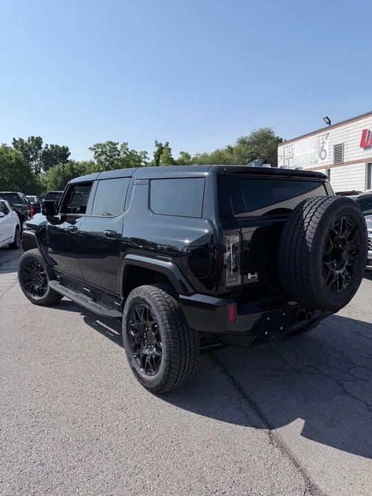 2026 GMC Hummer EV - Image 5 of 15