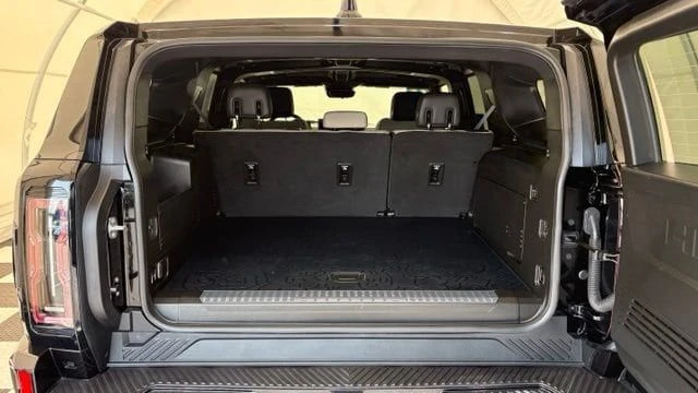2026 GMC Hummer EV - Image 4 of 20