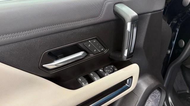 2026 GMC Hummer EV - Image 20 of 20
