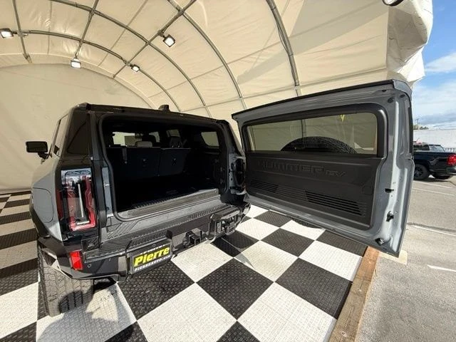 2026 GMC Hummer EV - Image 4 of 20