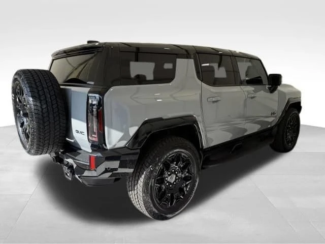 2026 GMC Hummer EV - Image 7 of 20