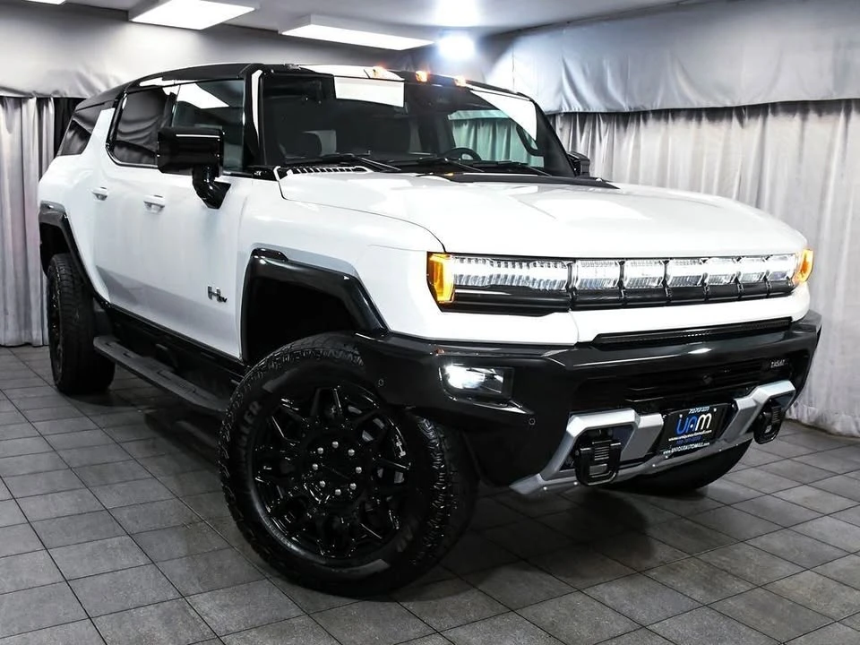 2026 GMC Hummer EV - Image 3 of 20