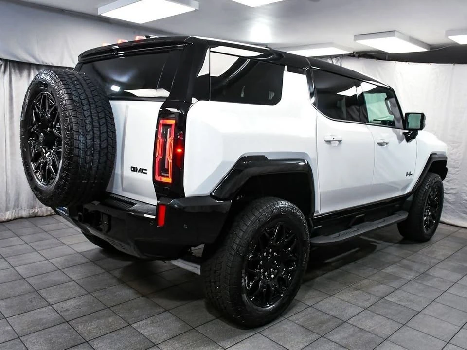 2026 GMC Hummer EV - Image 6 of 20