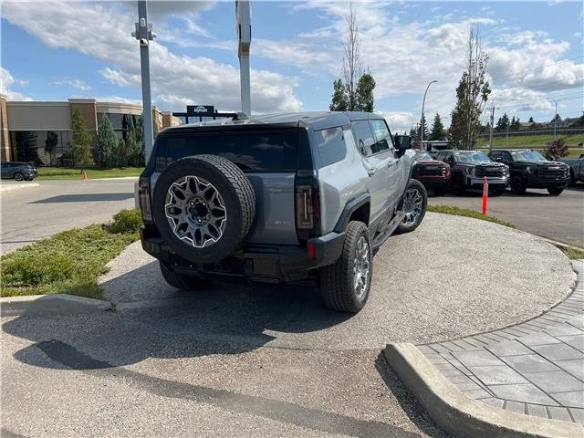 2026 GMC Hummer EV - Image 5 of 20