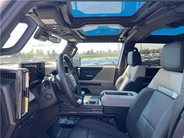 2026 GMC Hummer EV - Image 11 of 20
