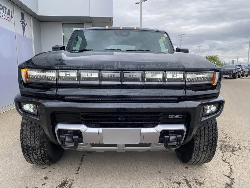 2026 GMC Hummer EV - Image 8 of 12