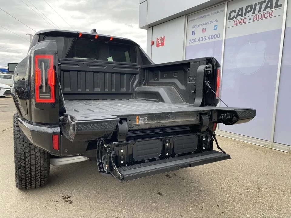 2026 GMC Hummer EV - Image 4 of 12