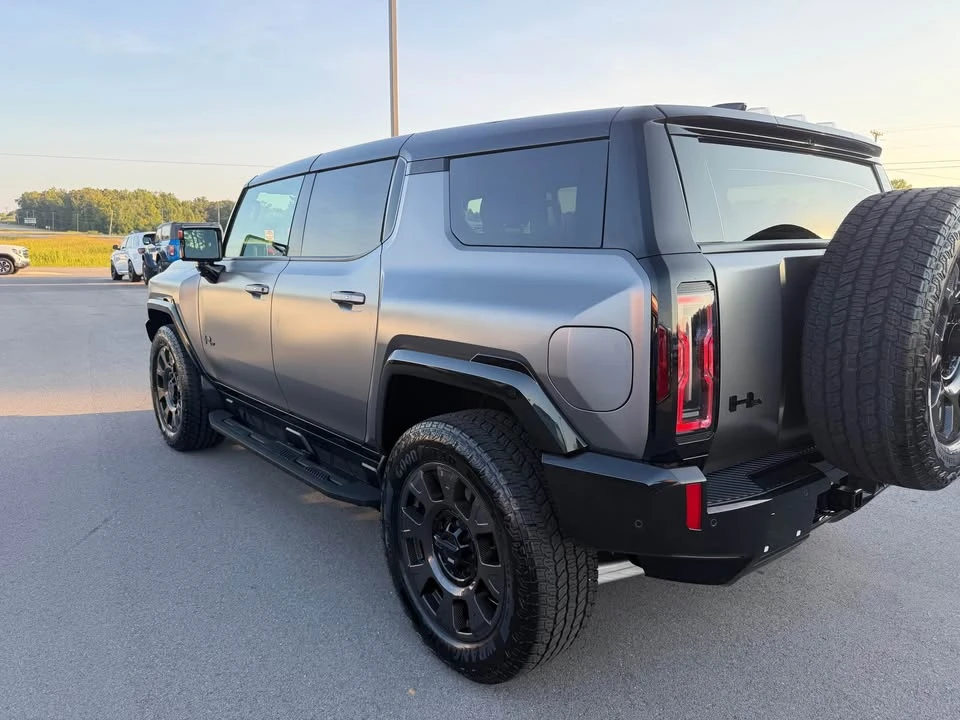 2026 GMC Hummer EV - Image 4 of 20