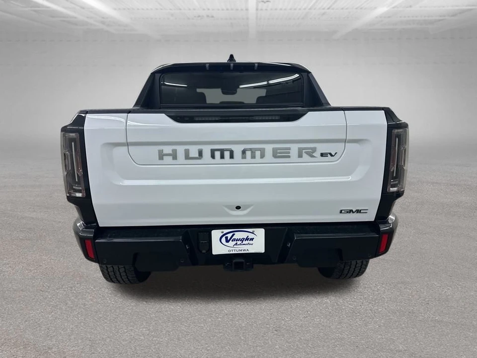 2026 GMC Hummer EV - Image 9 of 12