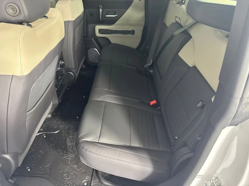 2026 GMC Hummer EV - Image 20 of 20