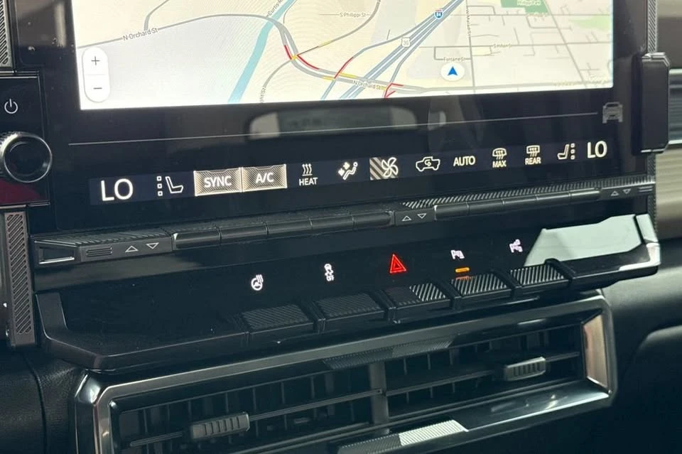 2026 GMC Hummer EV - Image 20 of 20