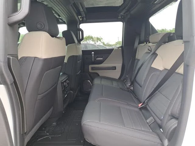 2026 GMC Hummer EV - Image 6 of 12