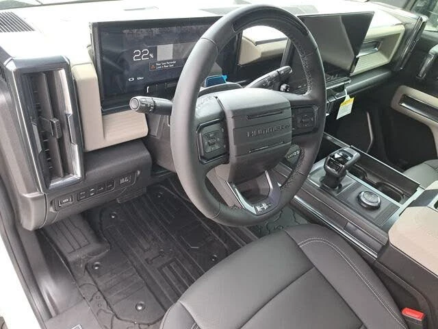 2026 GMC Hummer EV - Image 8 of 12