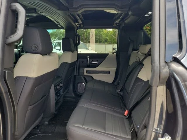 2026 GMC Hummer EV - Image 6 of 12