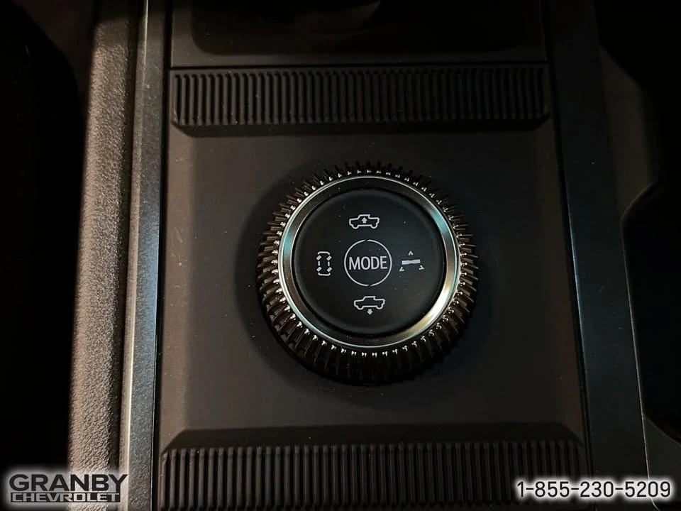 2026 GMC Hummer EV - Image 18 of 20