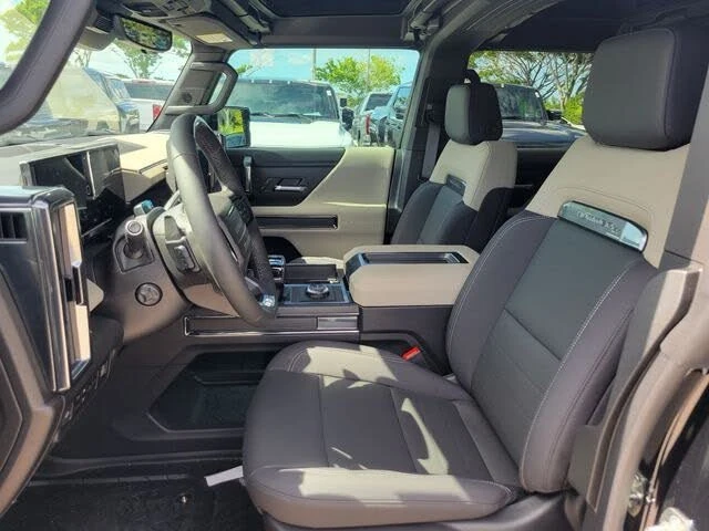 2026 GMC Hummer EV - Image 7 of 14