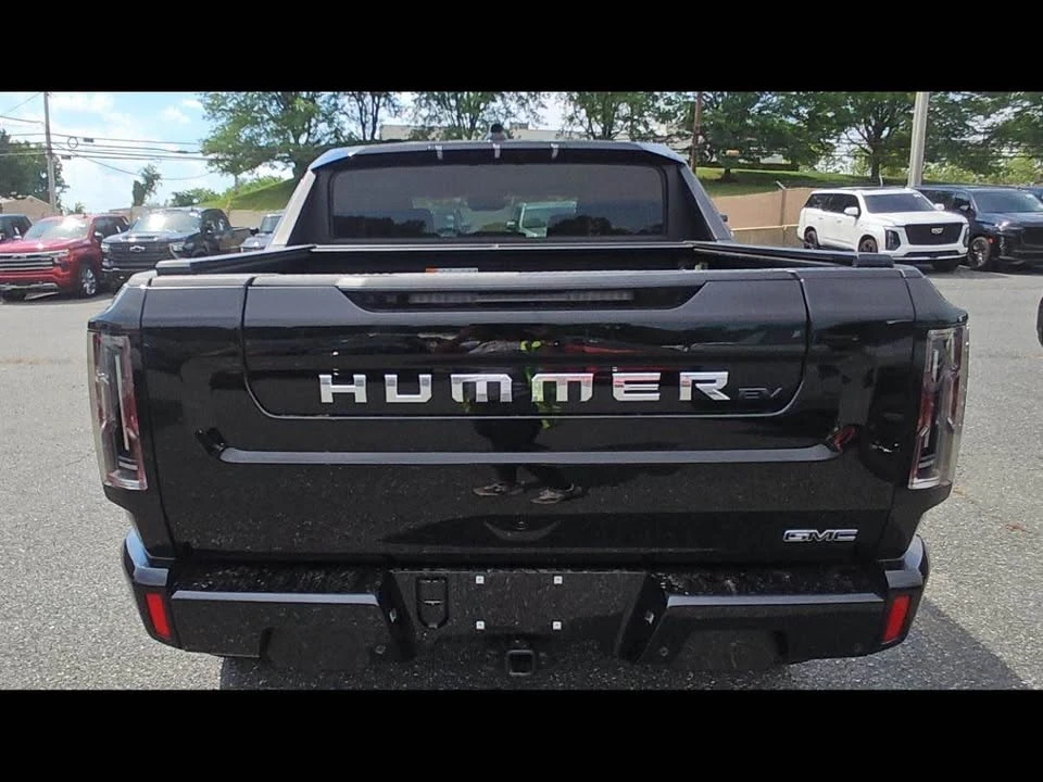 2026 GMC Hummer EV - Image 12 of 16