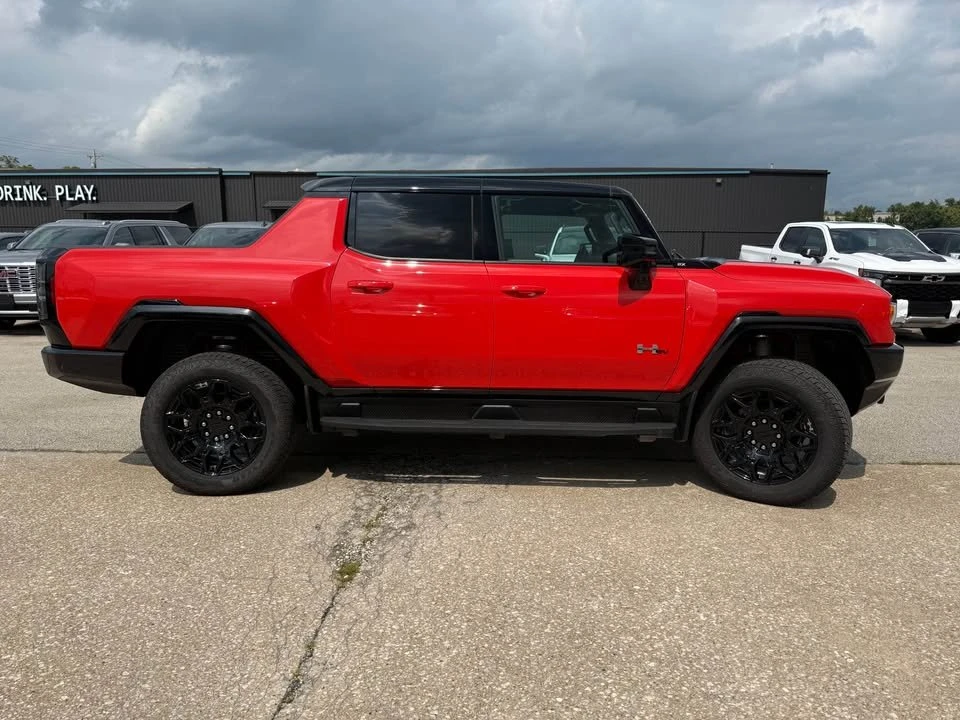 2026 GMC Hummer EV - Image 4 of 20
