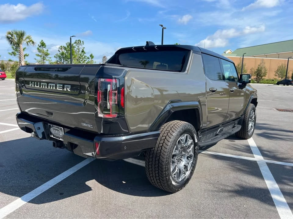 2026 GMC Hummer EV - Image 2 of 11