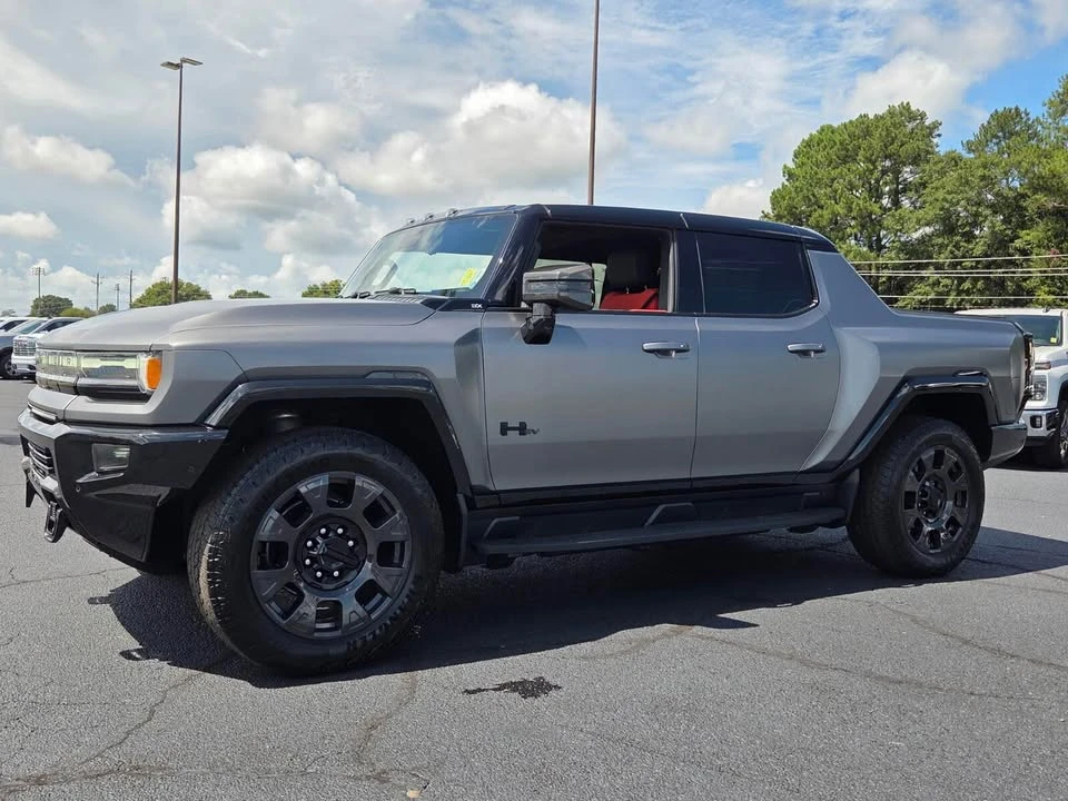 2026 GMC Hummer EV - Image 3 of 20