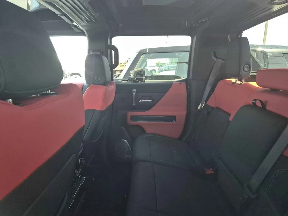 2026 GMC Hummer EV - Image 5 of 6