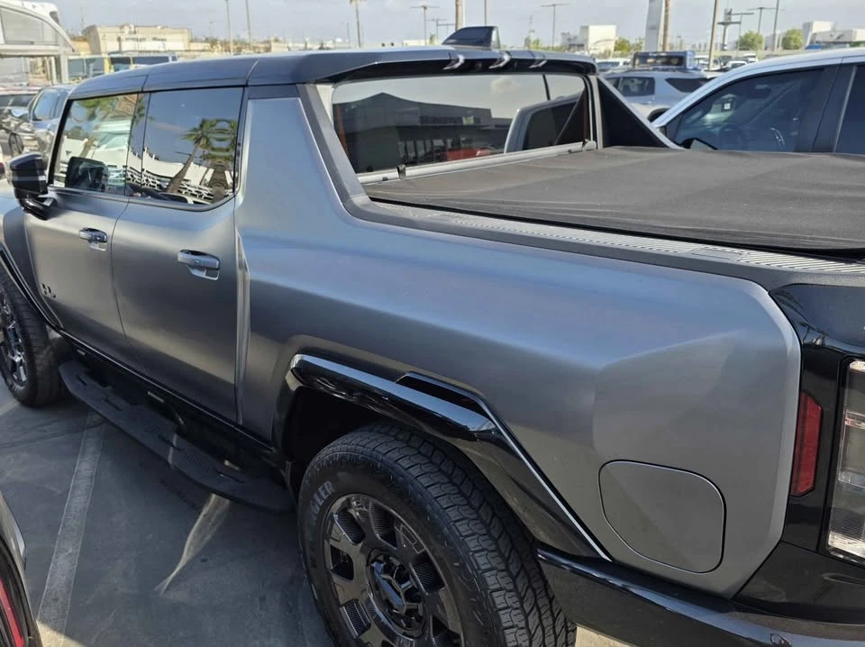 2026 GMC Hummer EV - Image 3 of 17