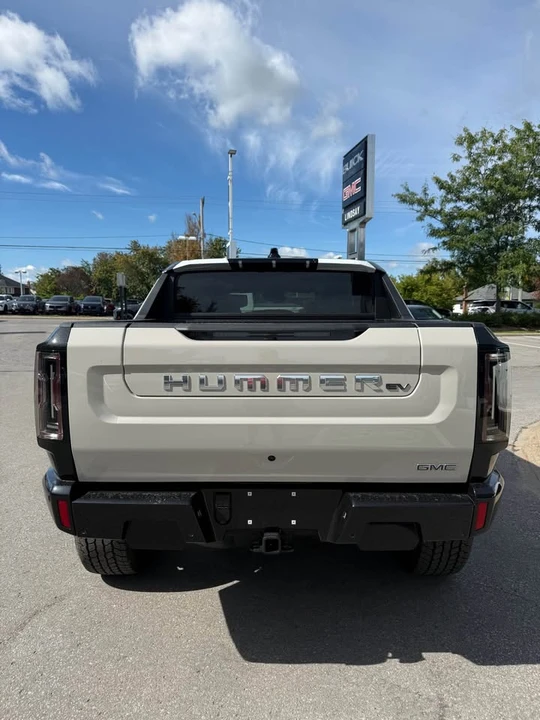 2026 GMC Hummer EV - Image 5 of 14
