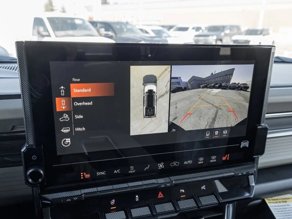 2026 GMC Hummer EV - Image 17 of 20