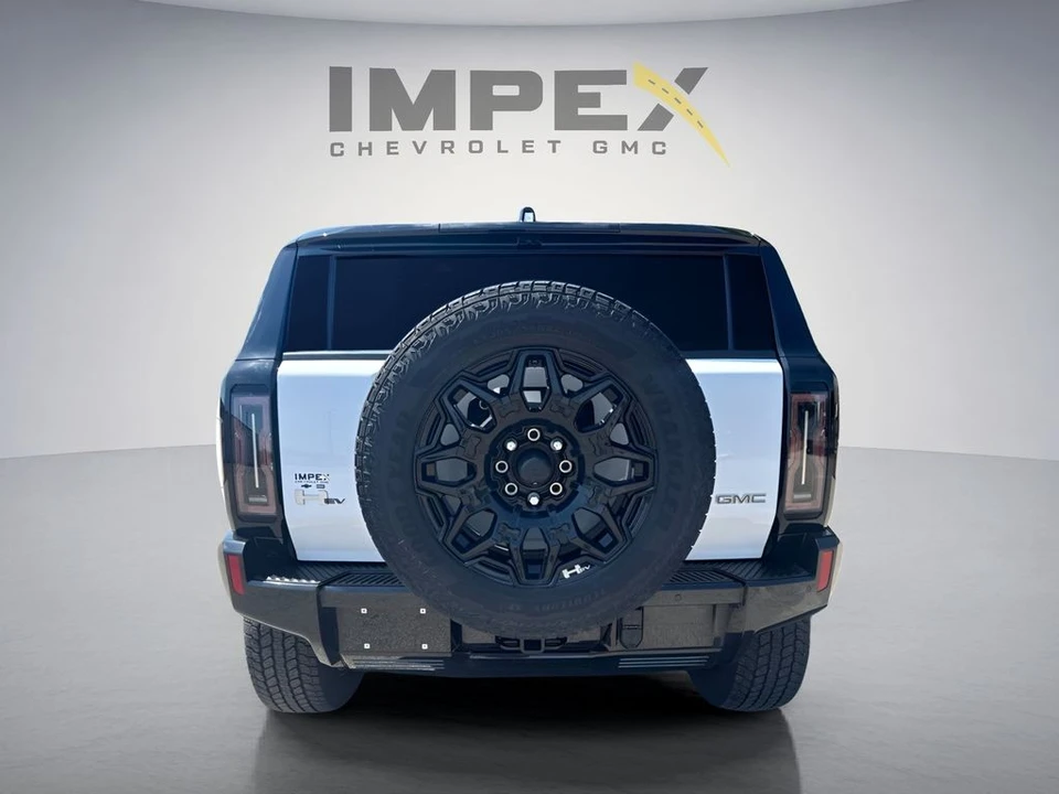 2026 GMC Hummer EV - Image 4 of 31