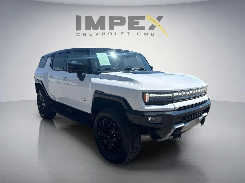 2026 GMC Hummer EV - Image 7 of 31