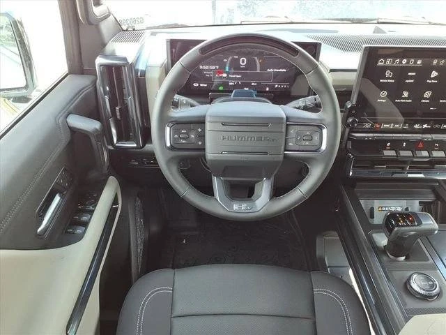 2026 GMC Hummer EV - Image 12 of 14