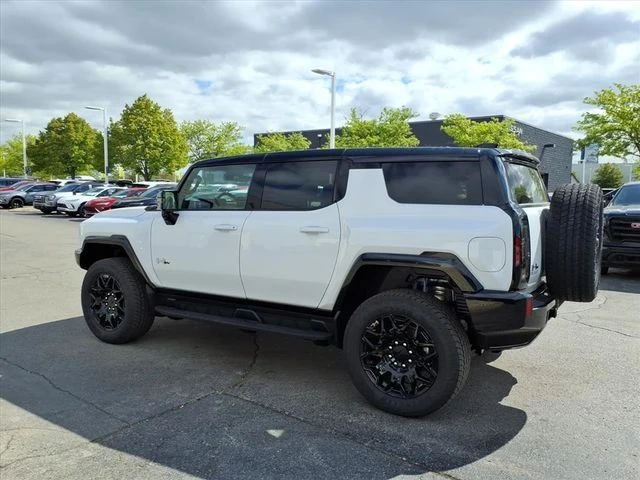 2026 GMC Hummer EV - Image 4 of 14