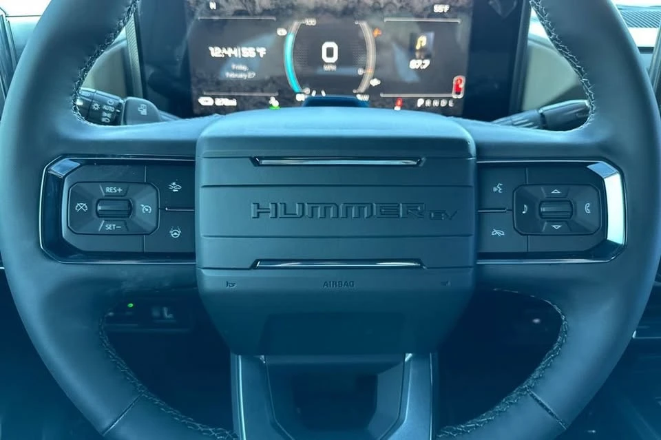 2026 GMC Hummer EV - Image 20 of 20