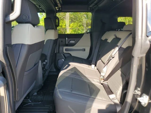 2026 GMC Hummer EV - Image 6 of 12