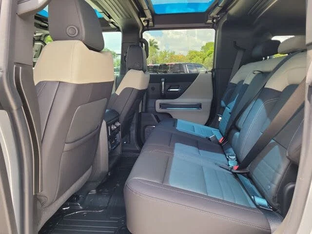 2026 GMC Hummer EV - Image 5 of 12