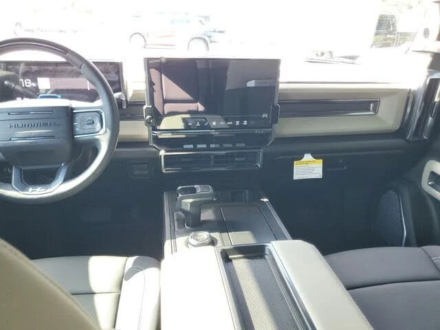 2026 GMC Hummer EV - Image 7 of 12