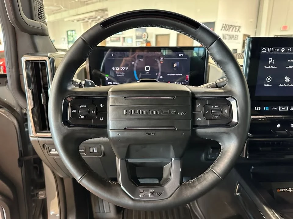 2026 GMC Hummer EV - Image 17 of 20