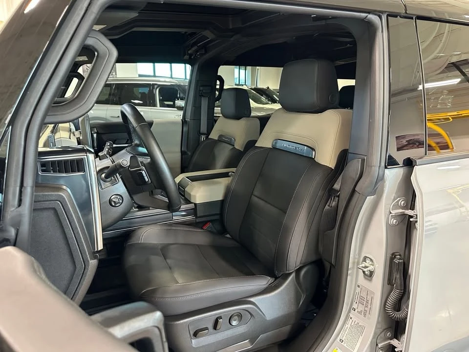 2026 GMC Hummer EV - Image 12 of 20