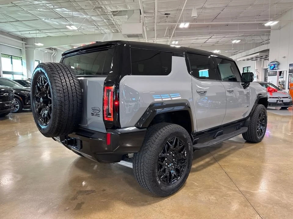 2026 GMC Hummer EV - Image 6 of 20