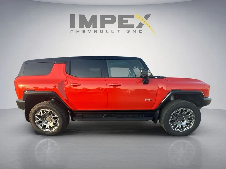 2026 GMC Hummer EV - Image 6 of 15