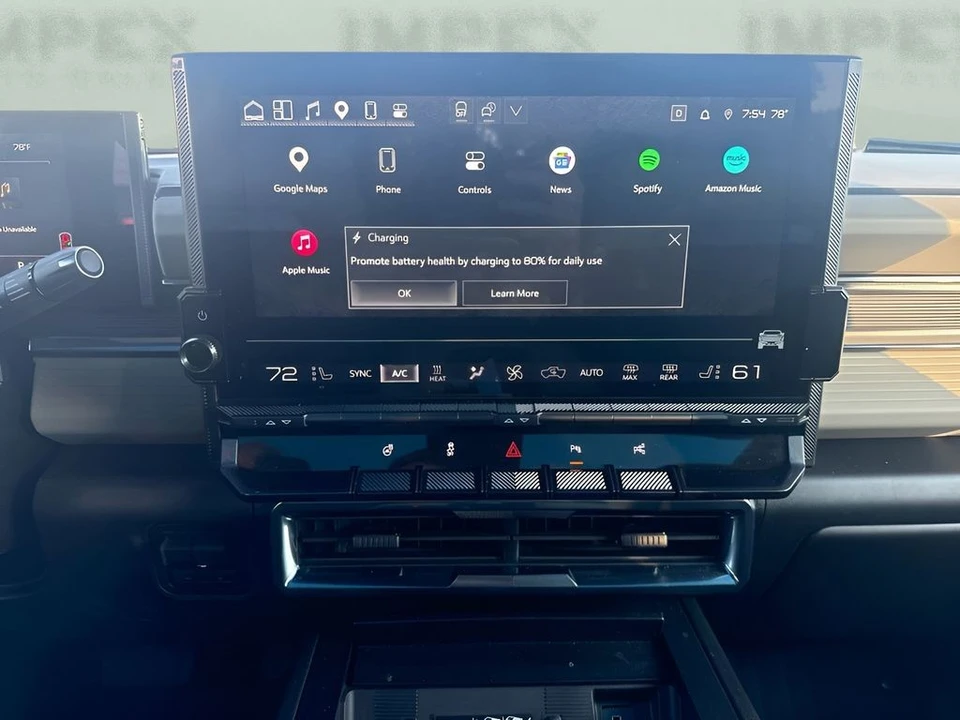 2026 GMC Hummer EV - Image 11 of 15