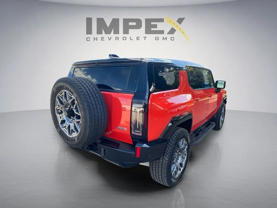 2026 GMC Hummer EV - Image 6 of 31