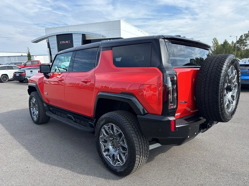 2026 GMC Hummer EV - Image 3 of 12
