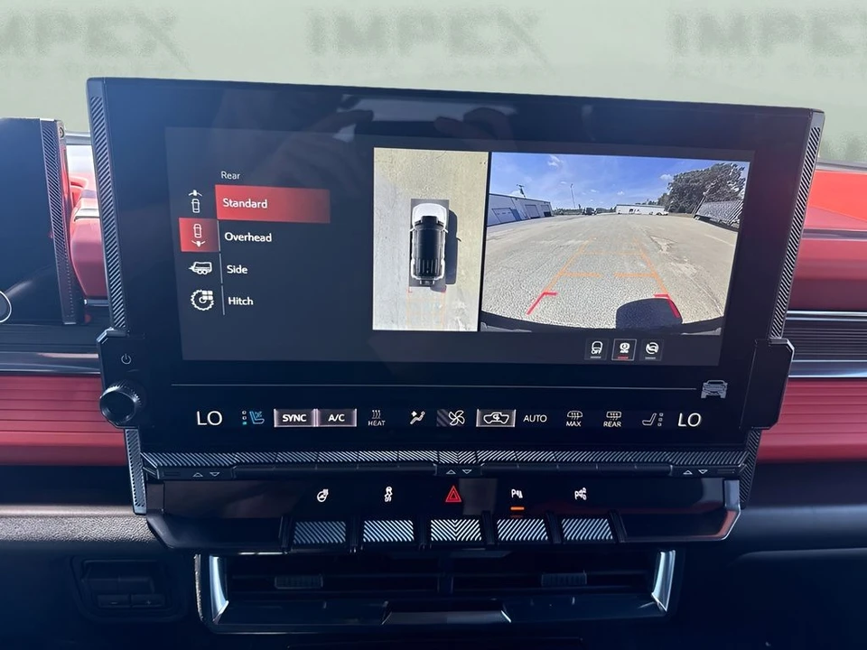 2026 GMC Hummer EV - Image 22 of 31