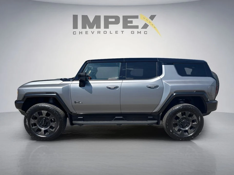 2026 GMC Hummer EV - Image 2 of 31