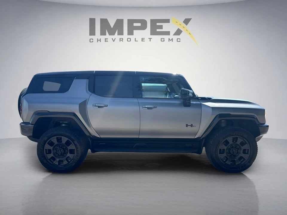 2026 GMC Hummer EV - Image 6 of 31