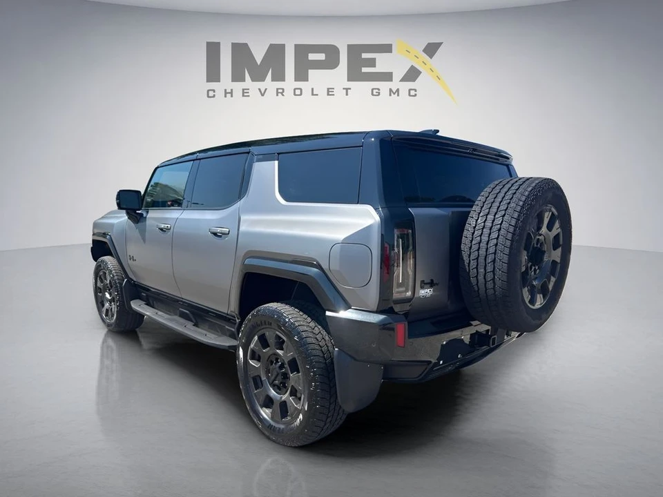 2026 GMC Hummer EV - Image 3 of 31