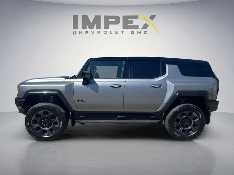 2026 GMC Hummer EV - Image 2 of 31