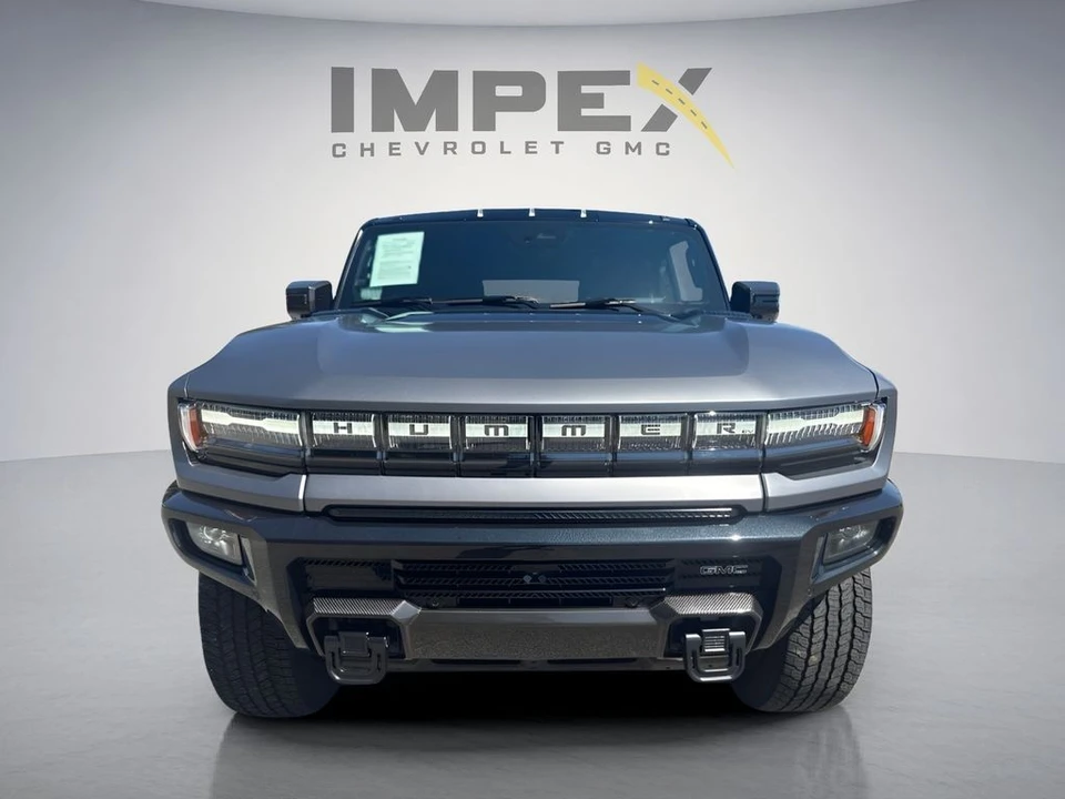 2026 GMC Hummer EV - Image 8 of 31